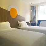 Shanghai Zhongan Hotel Xizang North Road Subway Station Branch
